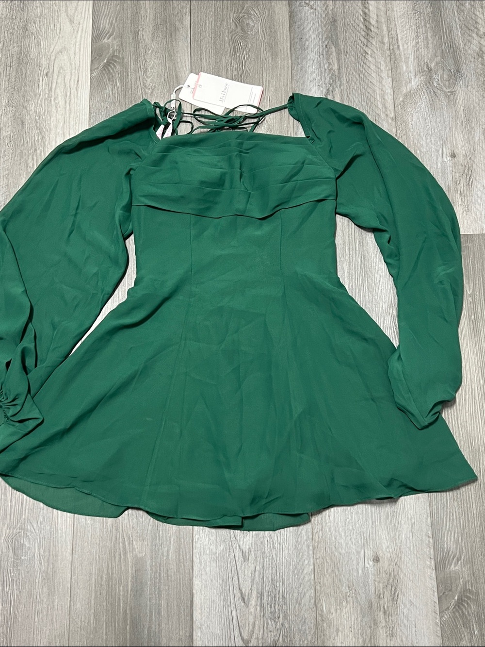 JJ’s House womans short chiffon dress / size 4